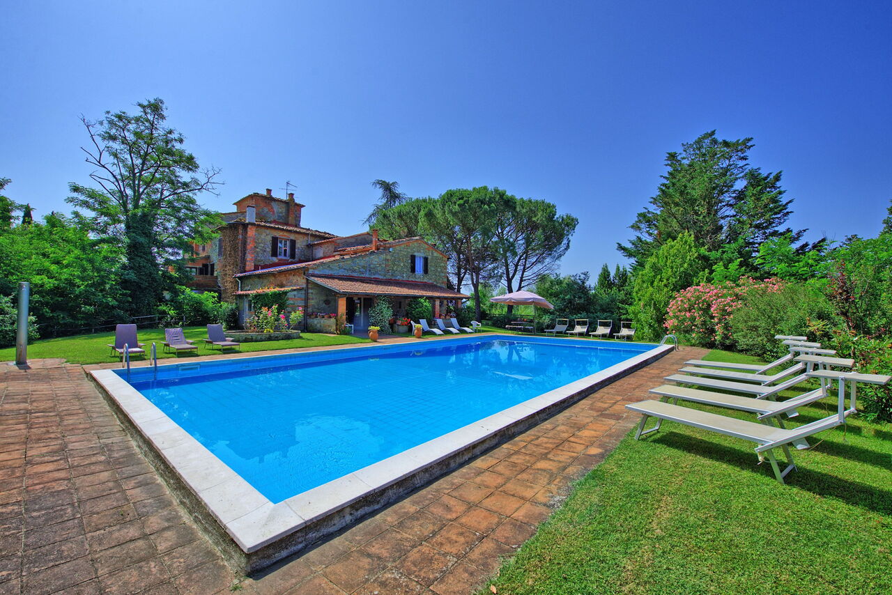 Villa Campogialli: Schwimmbad