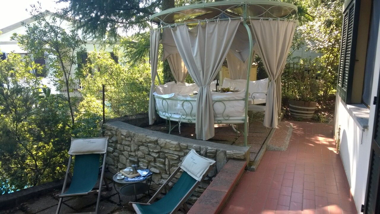 Villa La QuerciaAccommodation:&nbsp;: Outdoor