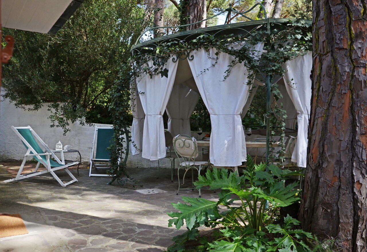 Villa PinetaAccommodation: : Amenities, Autumn, Balcony / Terrace / Patio, Building Exterior, Garden, Outdoor, Spring, Summer, Winter