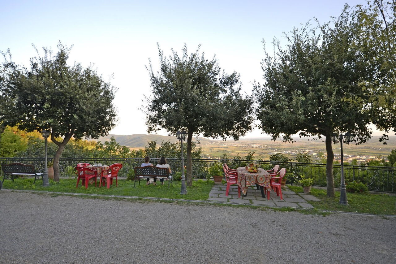 Appartamento Luna: Garden and outdoor view