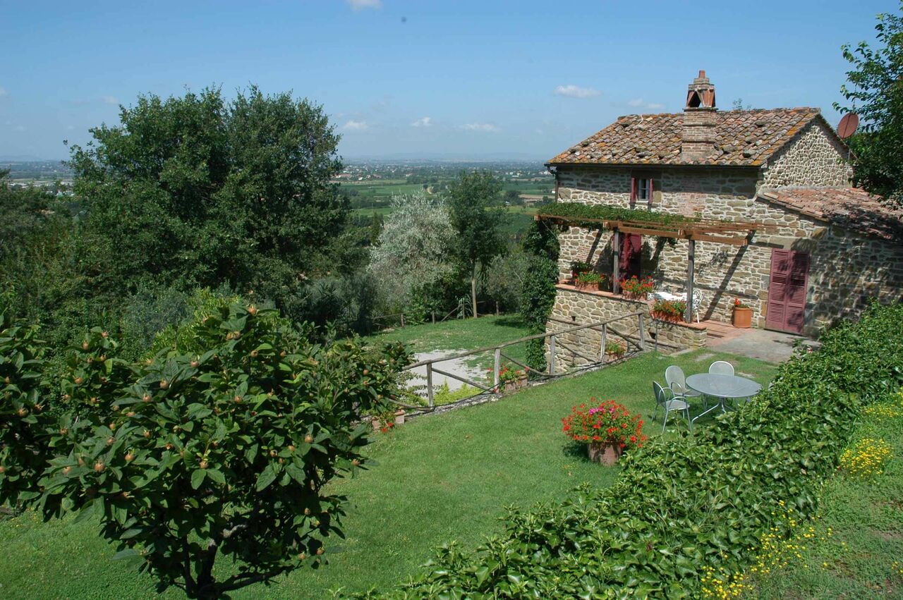 Villa Oleandro: Garden and outdoor view