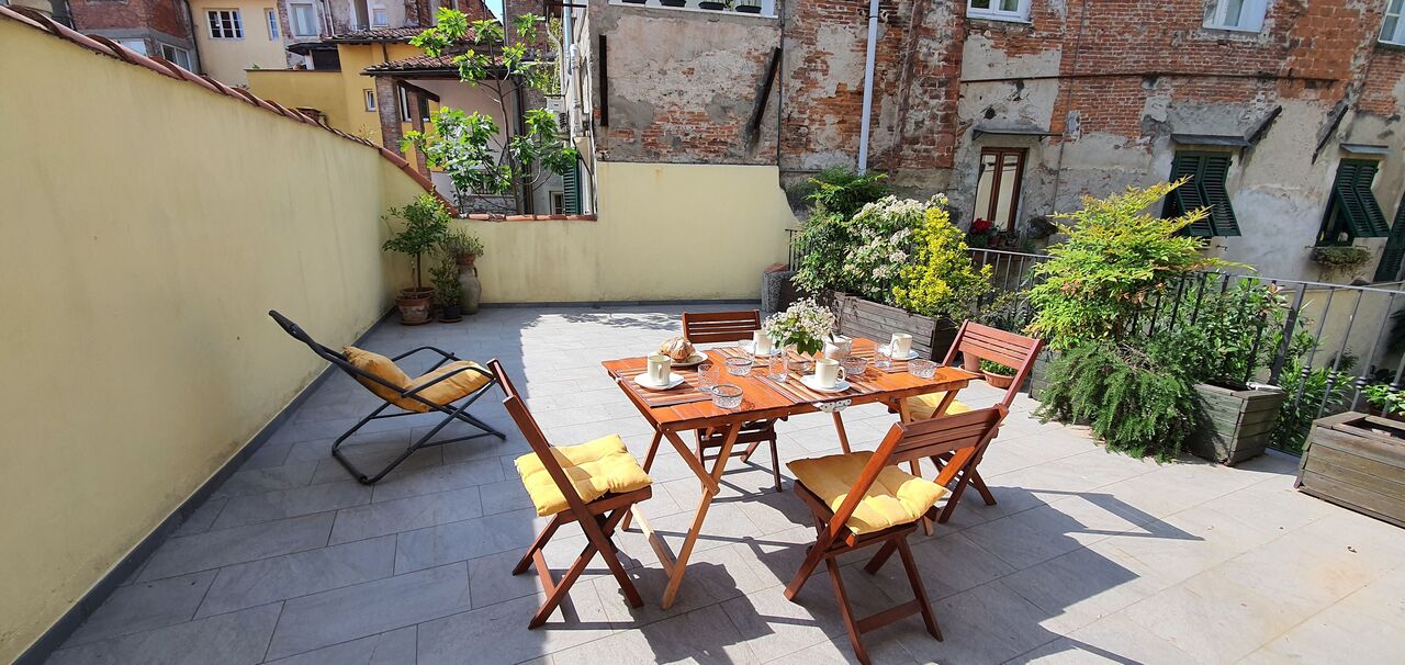 Musetta: Balcone / Terrazza / Patio, Primavera
