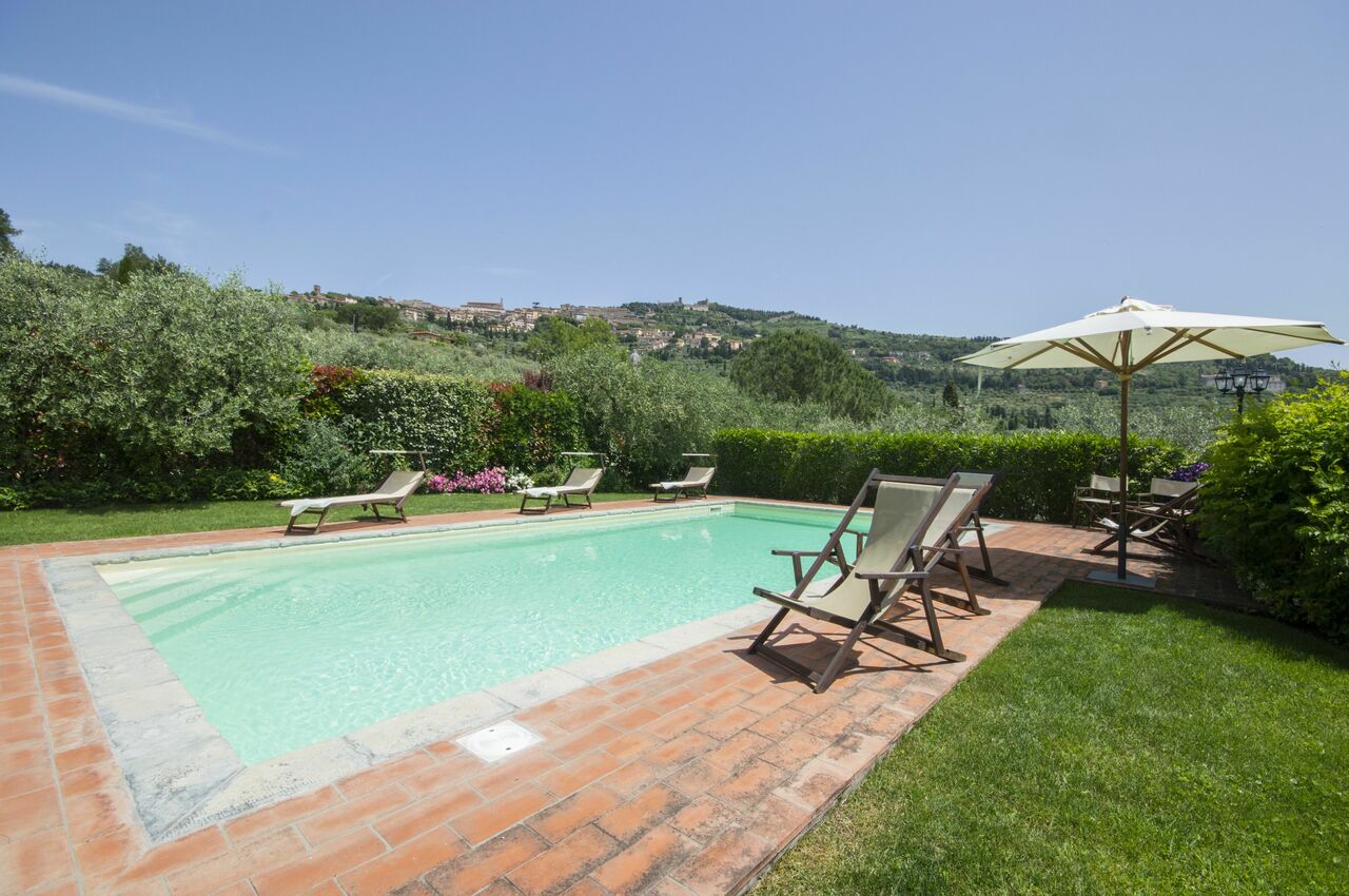 Villa Il Sasso: Swimming pool