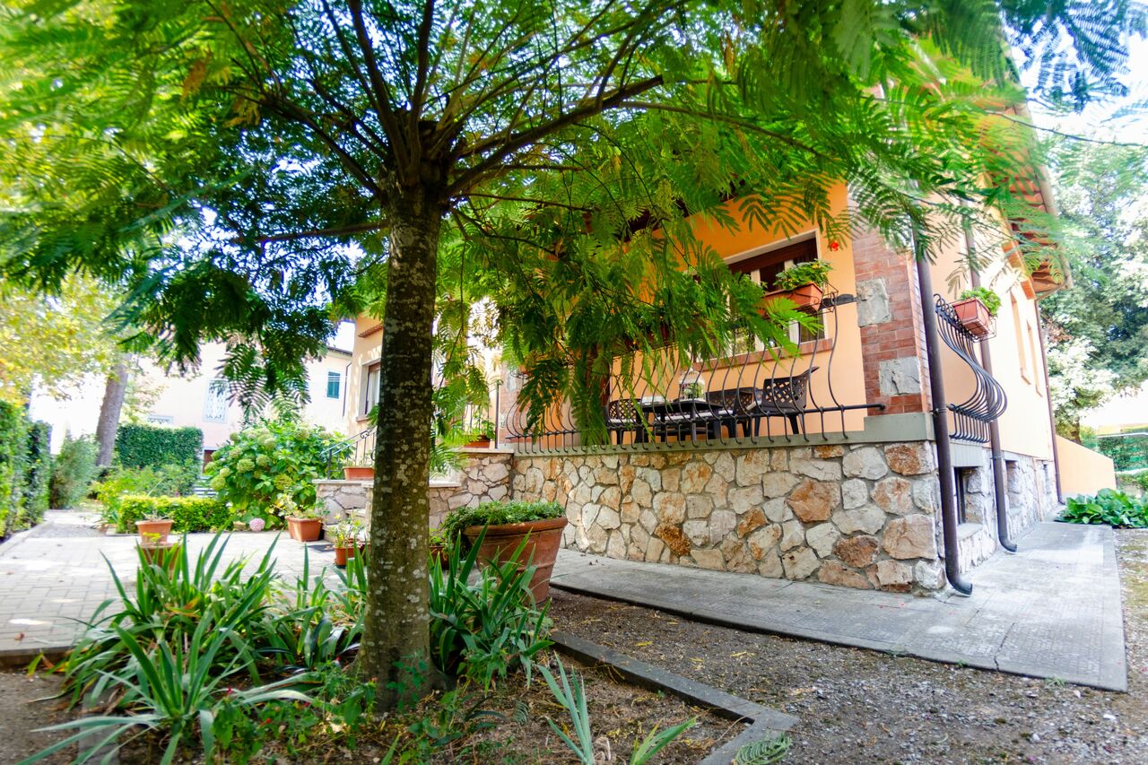 Villa Elisa: Building Exterior, Main Entrance