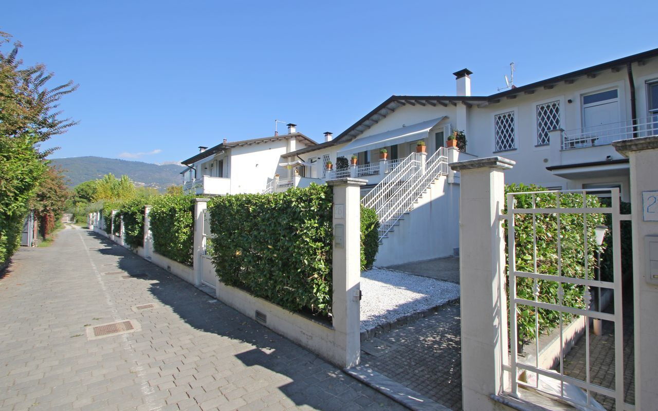 Appartamento Elena: Building Exterior, Outdoor