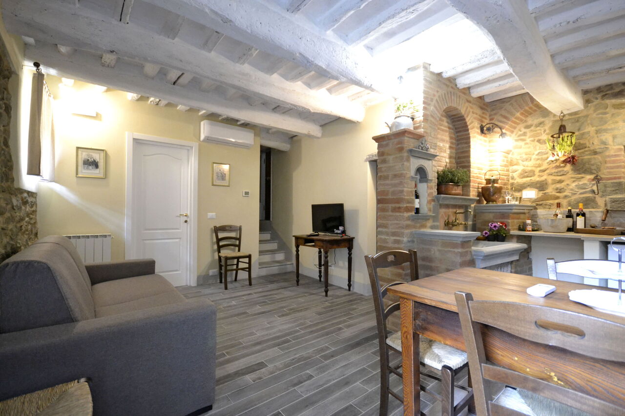 Casa Caterina: Living room and kitchen