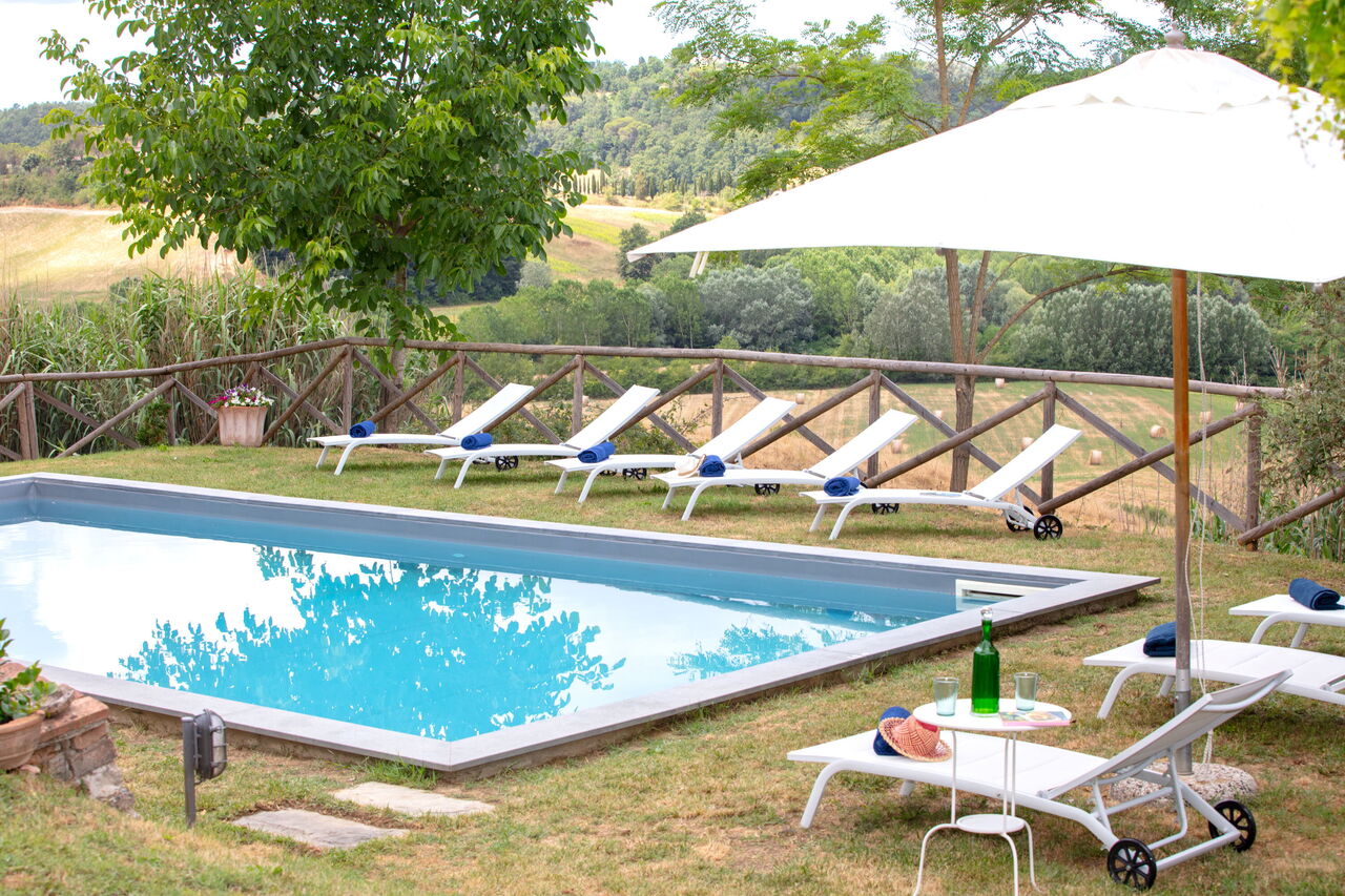 Villa Bacco: bazén, Otevřeno