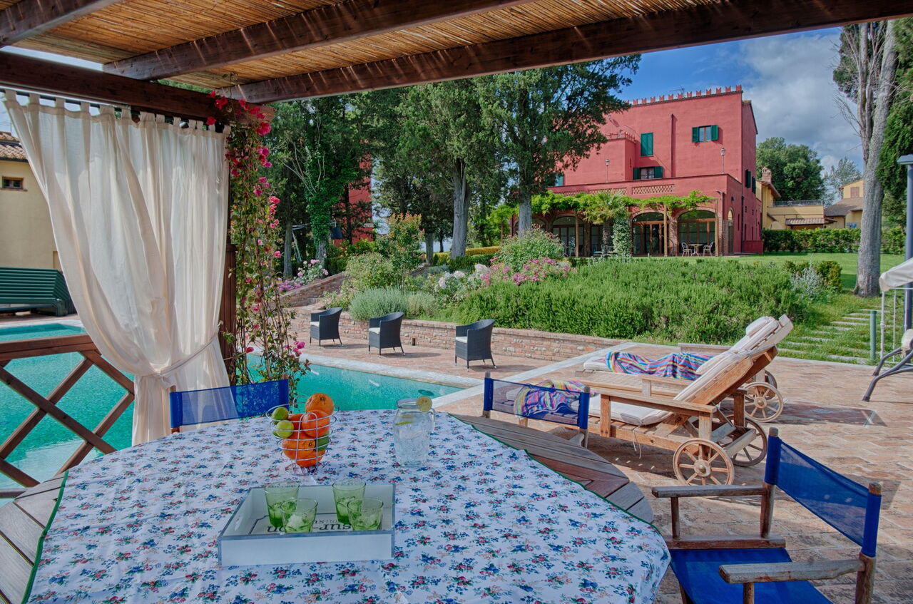 Tenuta Cambiano: Outdoor, Pool