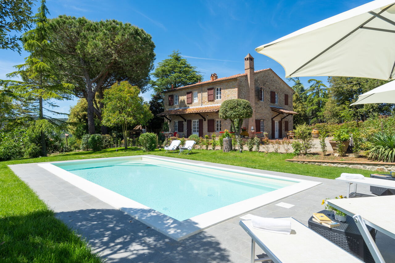 Villa Luana: Esterni, Piscina