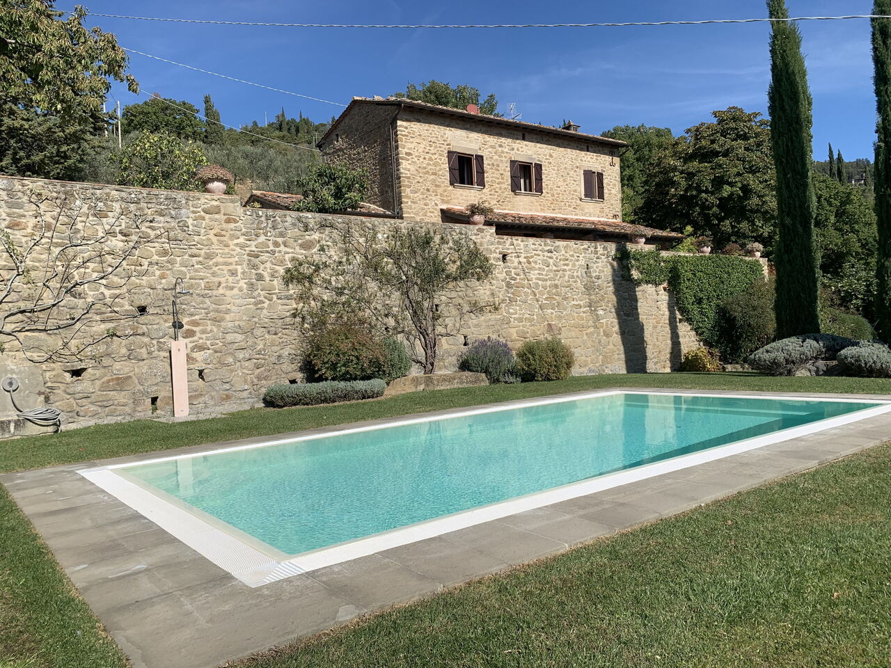 Villa Adelfa: Swimming pool