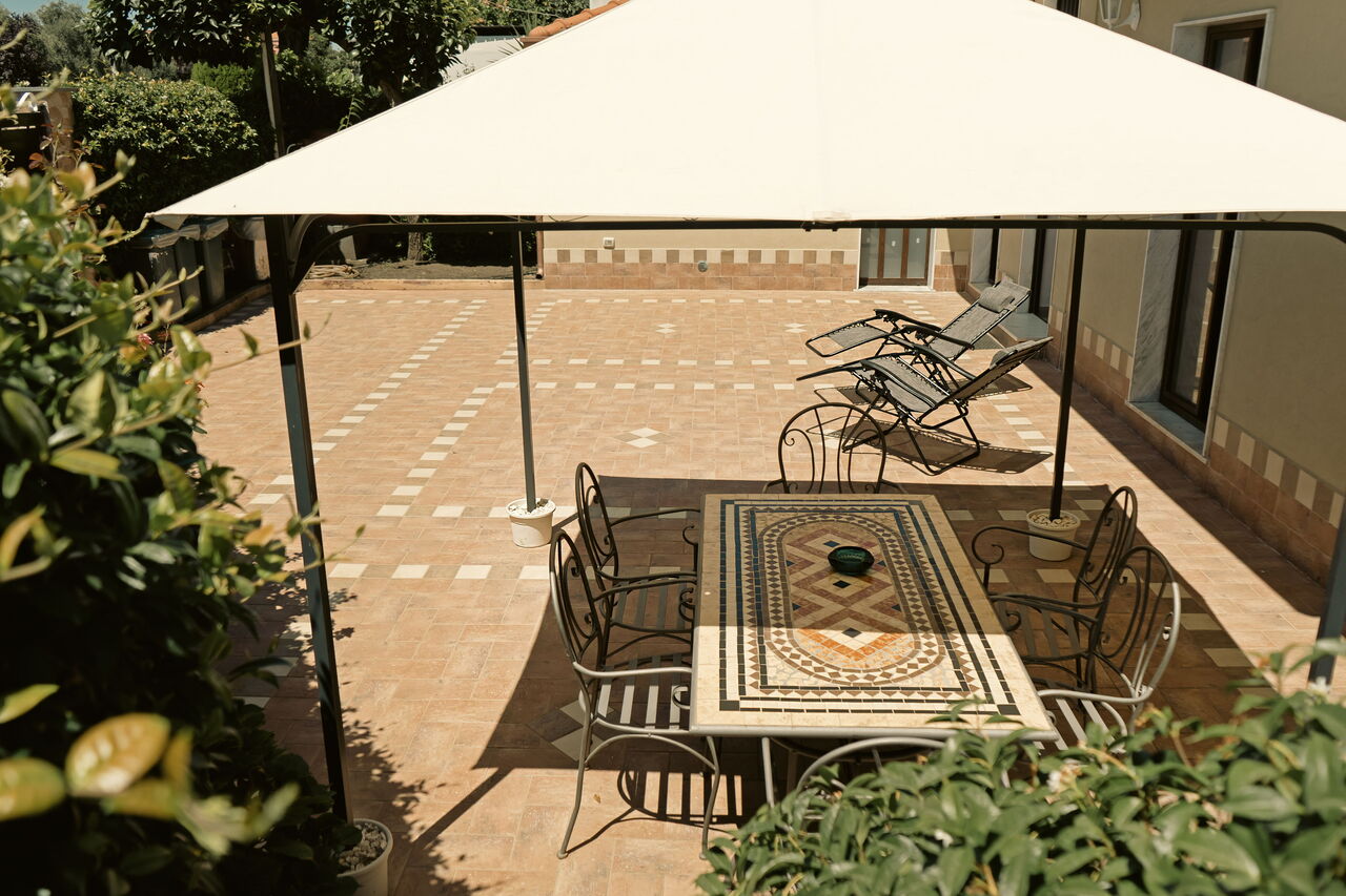 Villa Saponara: all'aperto, Balcone / Terrazza / Patio, Entrata Principale, Estate, Esterni, Giardino, Vista Panoramica