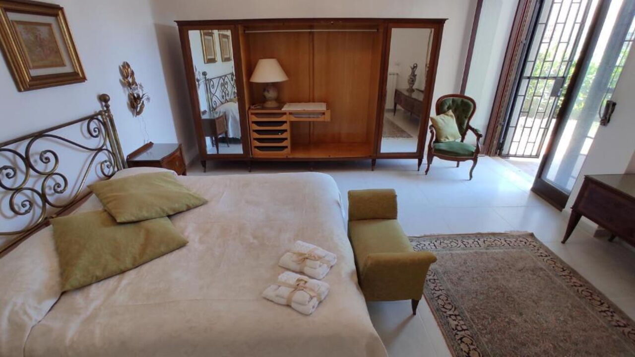 Tre Donne: Schlafzimmer