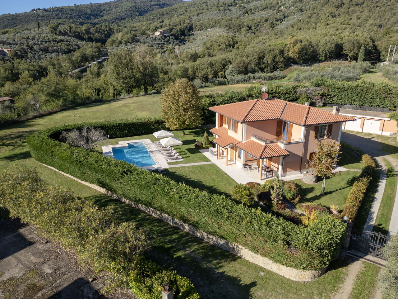 Villino Setteponti: all'aperto
