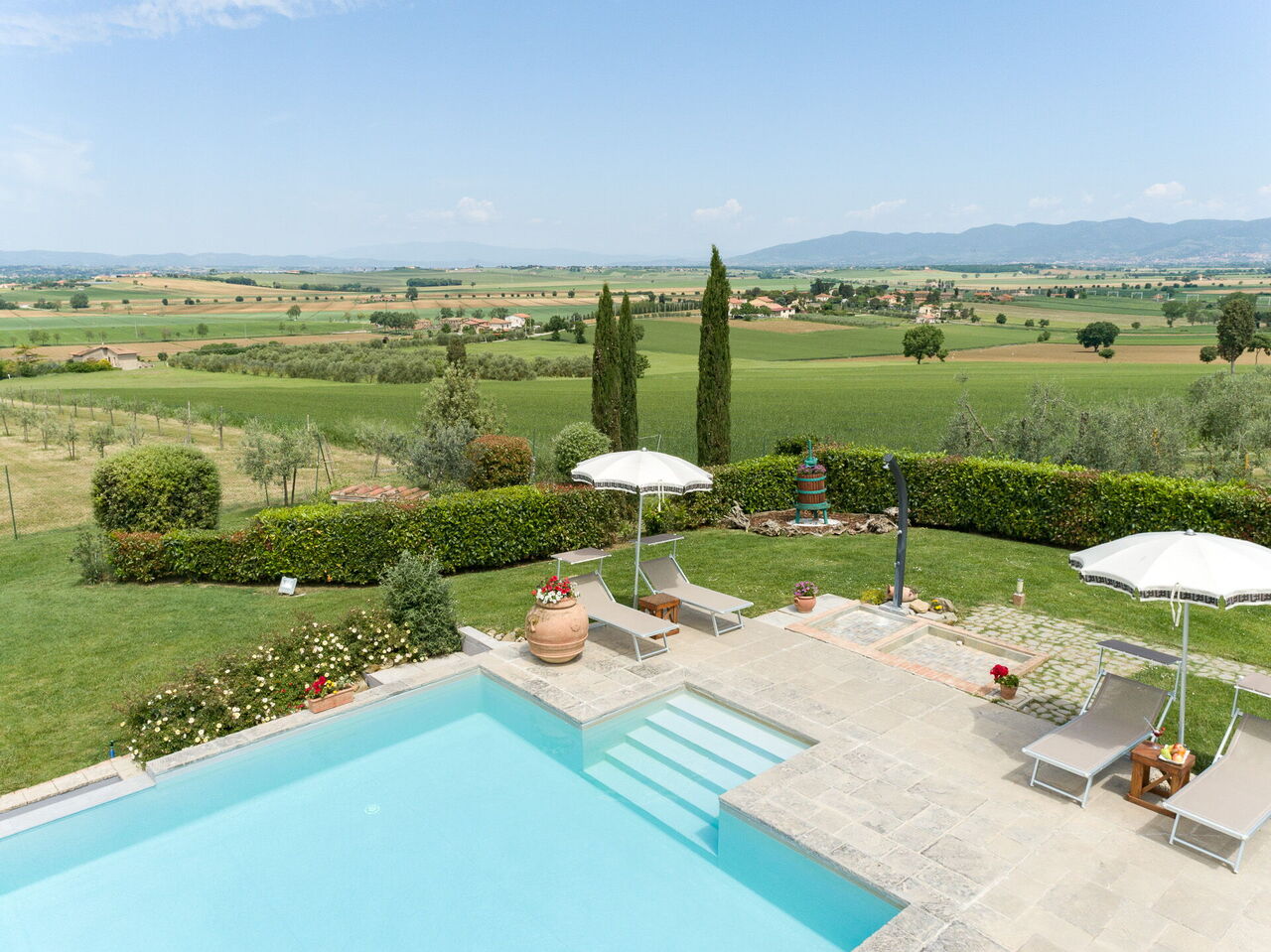 Villa Dei Ciliegi: Swimming pool