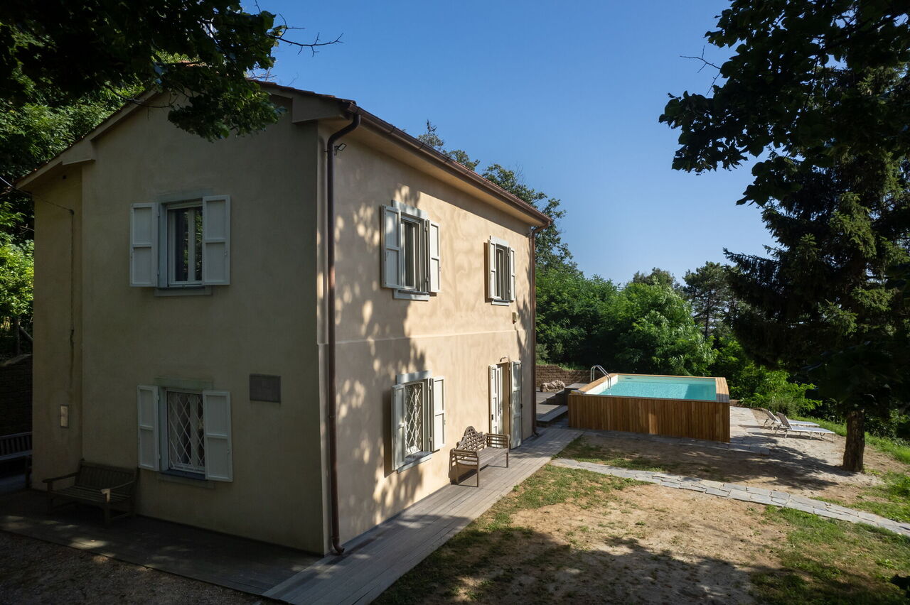 Casa Serra: Balkon / terasa / terasa, bazén, Exteriéry, Hlavní vchod, Jaro, Léto, Otevřeno, Podzim, Zahrada