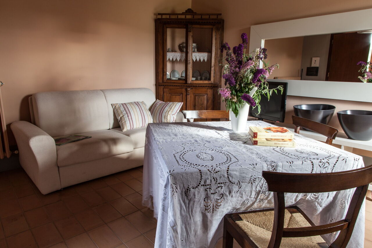 Il GiuggioloAccommodation:&nbsp;: Dining Room, Kitchen, Living Room