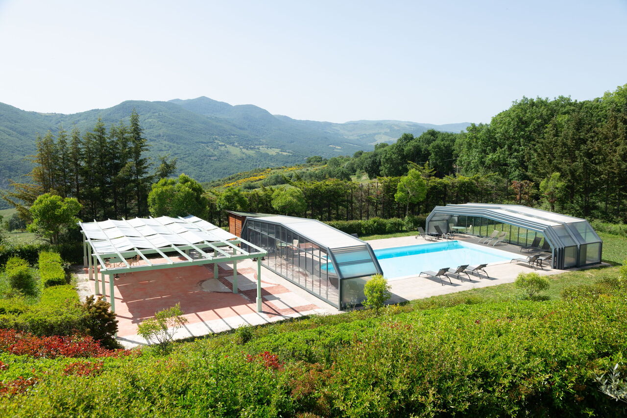 San Leo: Draussen, Garten, Schwimmbad