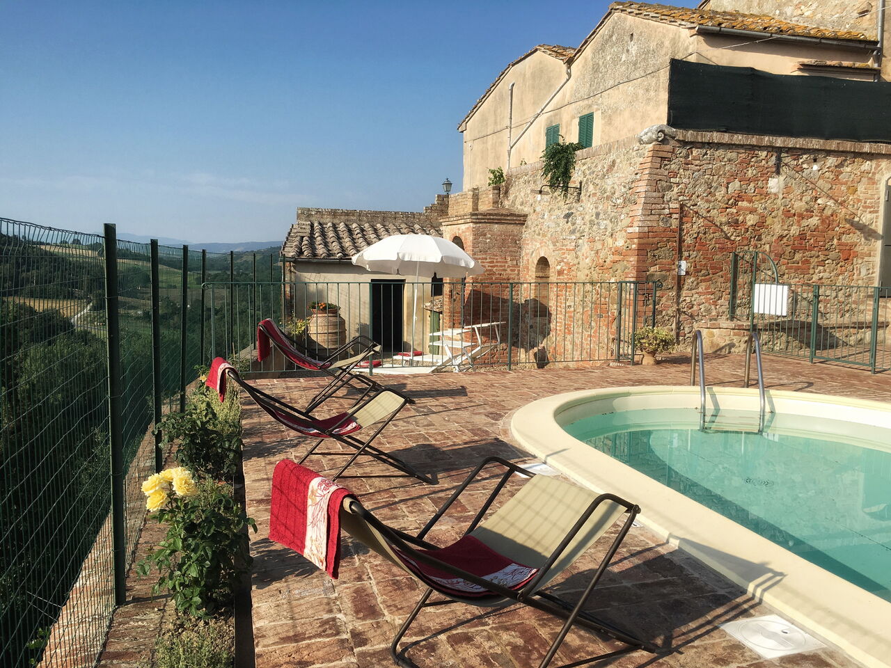 Casa Le Crete: Building Exterior, Outdoor, Pool