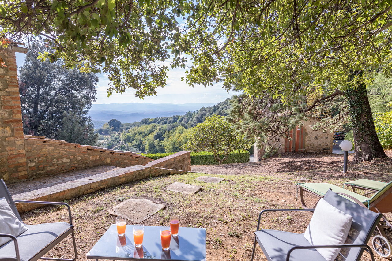 Fattoria La StrisciaAccommodation:&nbsp;: Outdoor