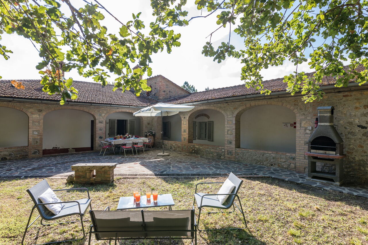 Fattoria La StrisciaUbytování: : Otevřeno