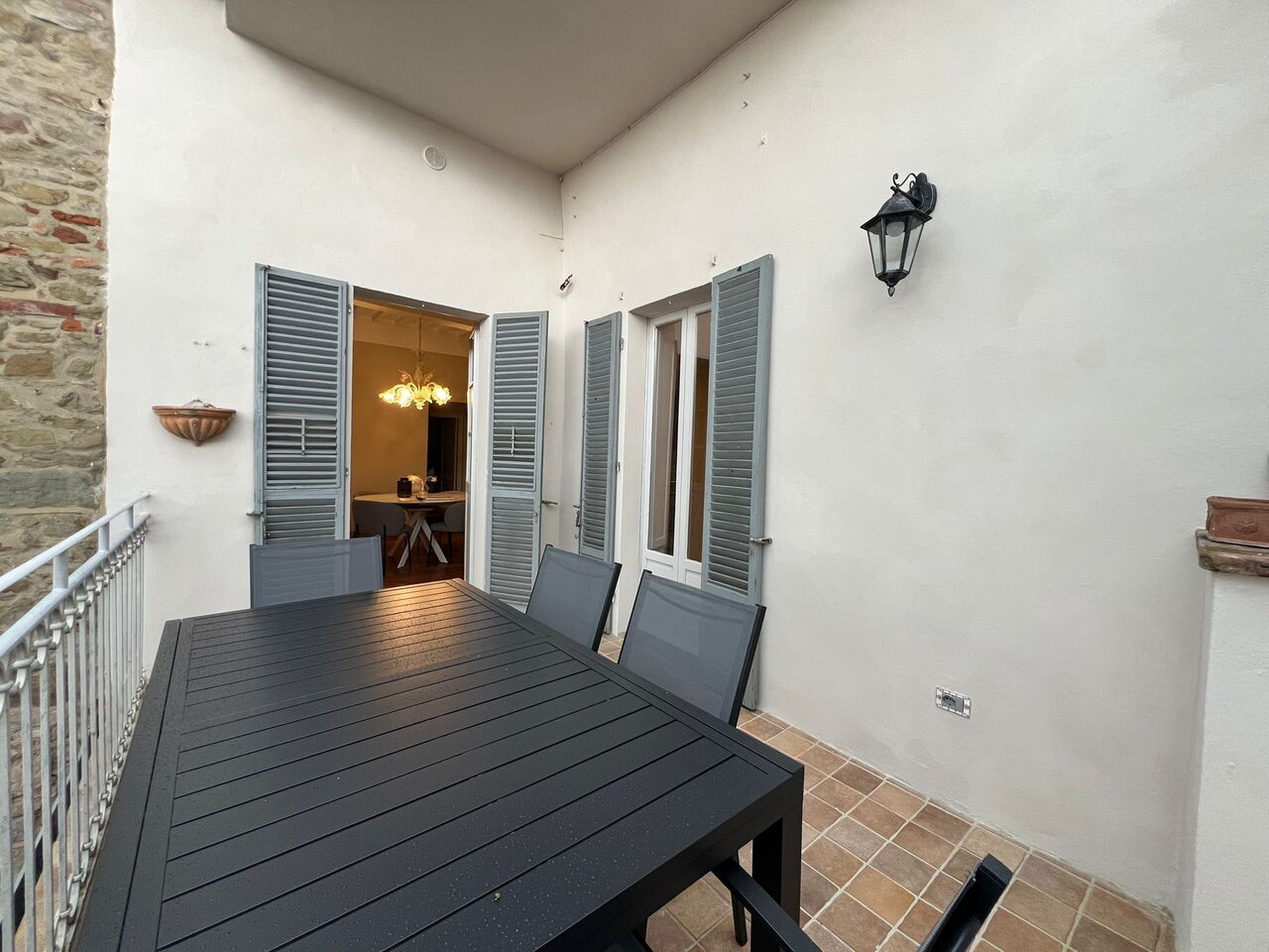 Via Roma 39: Terrace