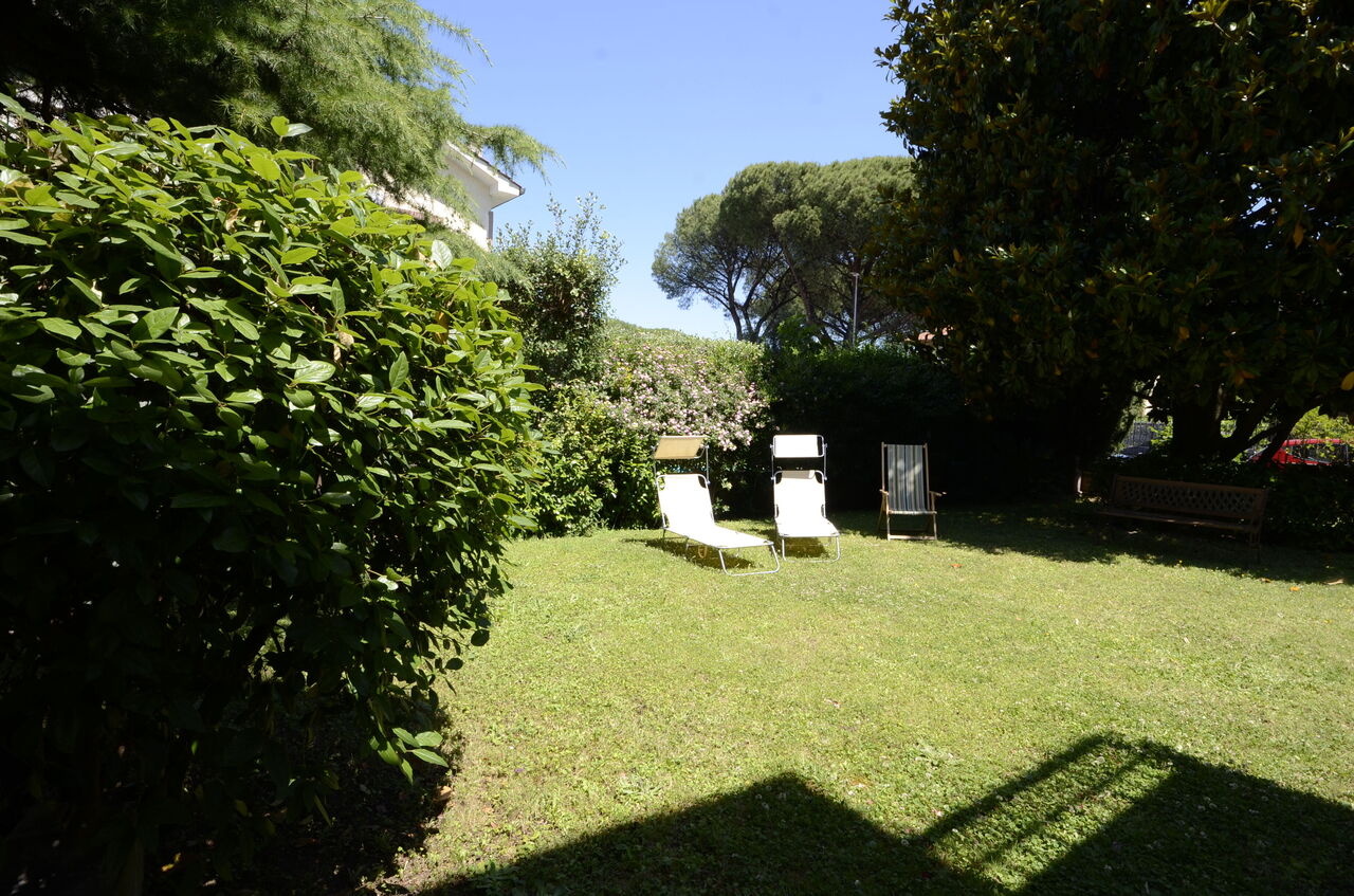 Casa Silvia: Außen, Garten