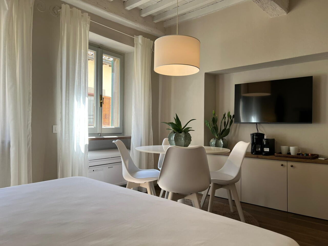 Guelfa 60: Esszimmer, Zimmerdetails