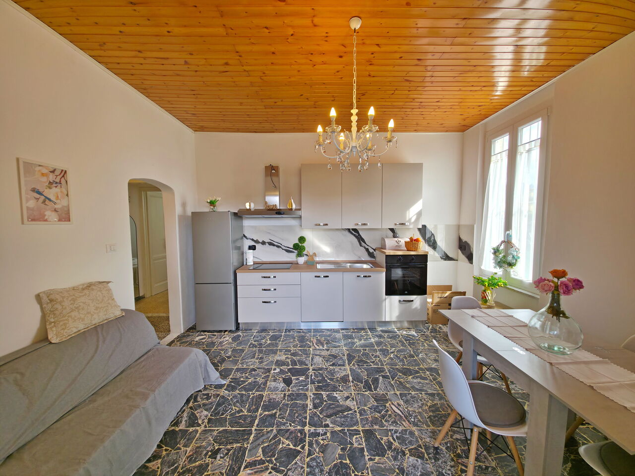 Casa Serena: Cucina, Soggiorno