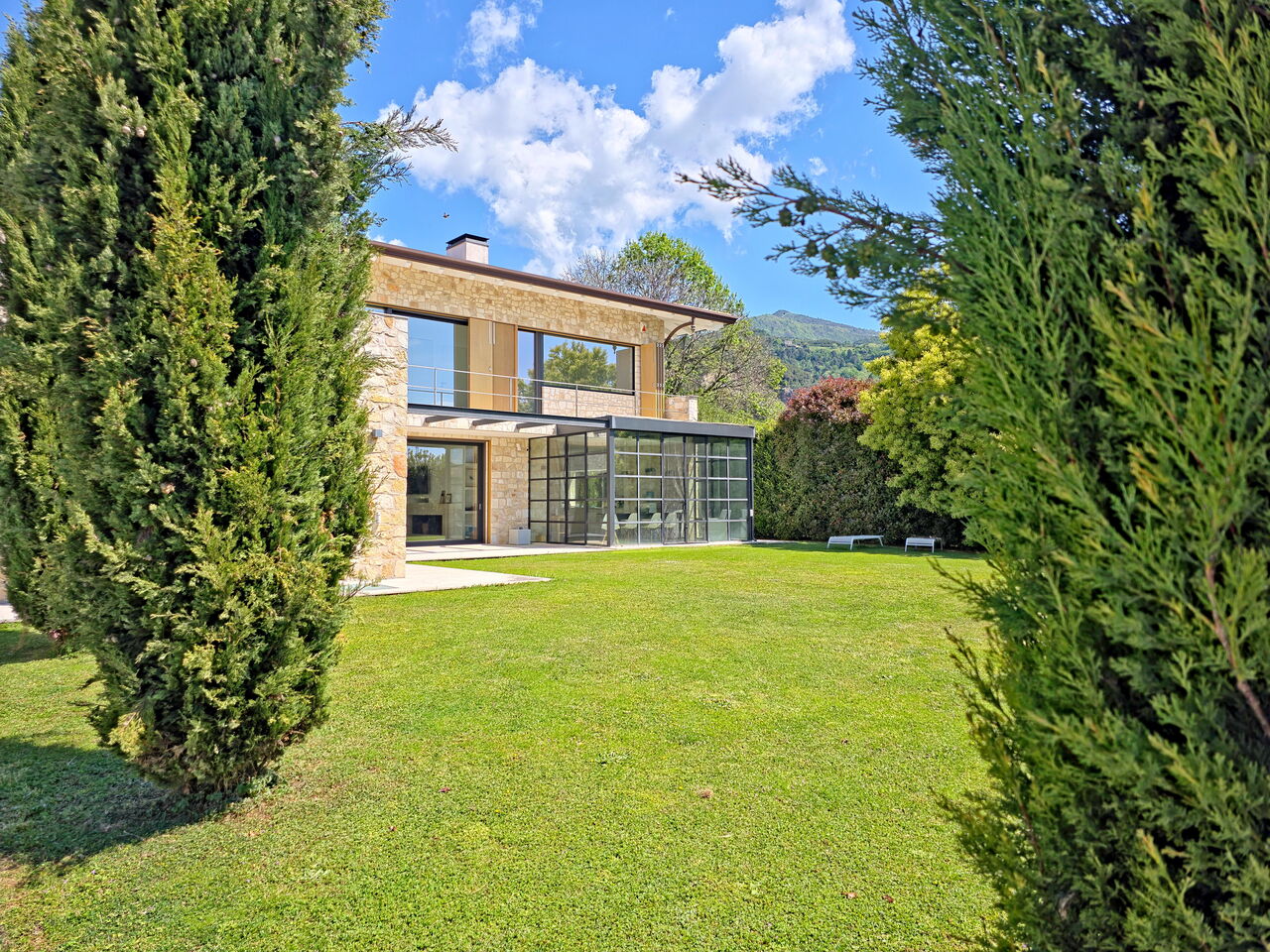 Villa Elena: Außen, Draussen, Garten