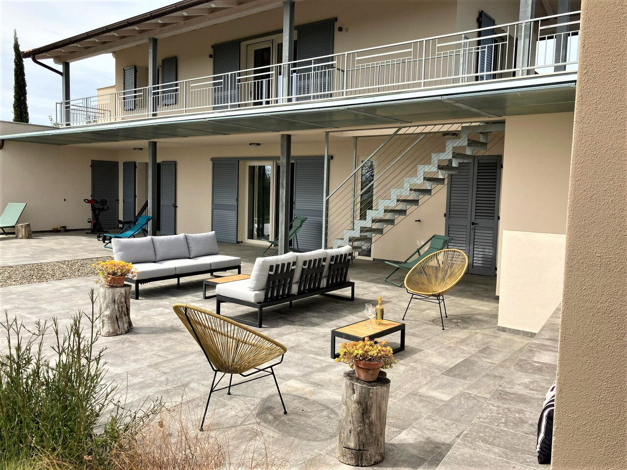 Villa Ombrone: all'aperto, Balcone / Terrazza / Patio, Esterni