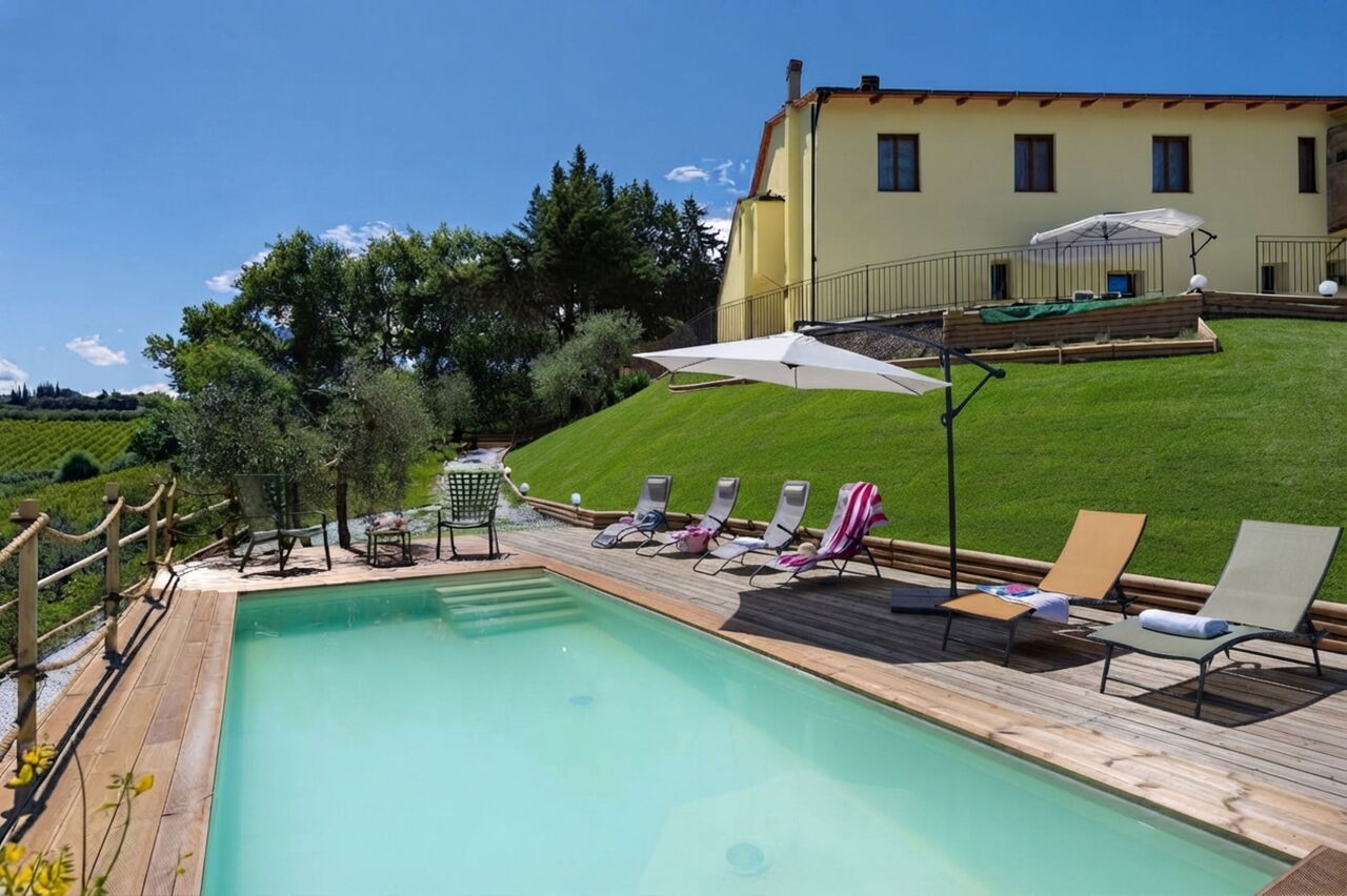 Villa i Fiori: Außen, Garten, Schwimmbad, Sommer