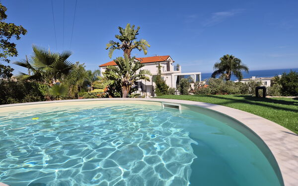Oasis Villa Sanremo