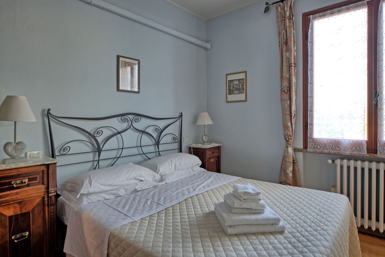 Casa RossaAccommodation:&nbsp;: Bedroom